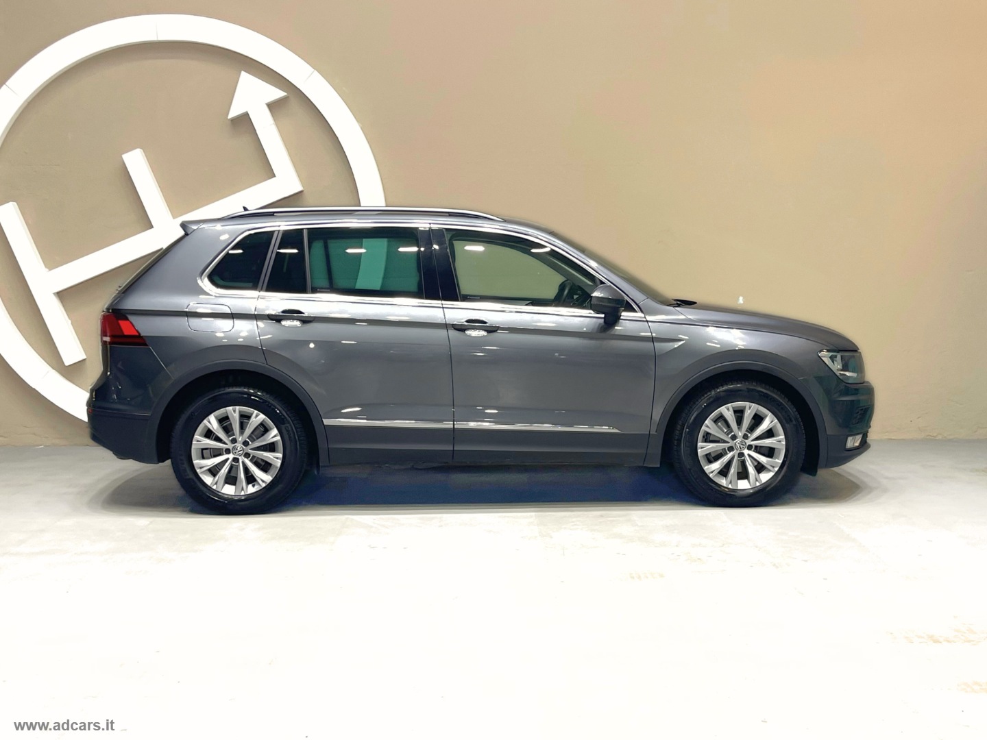 Tiguan 1.6 TDI Style BMT *BOOK SERVICE VW*1 PROPR.* - immagine 40