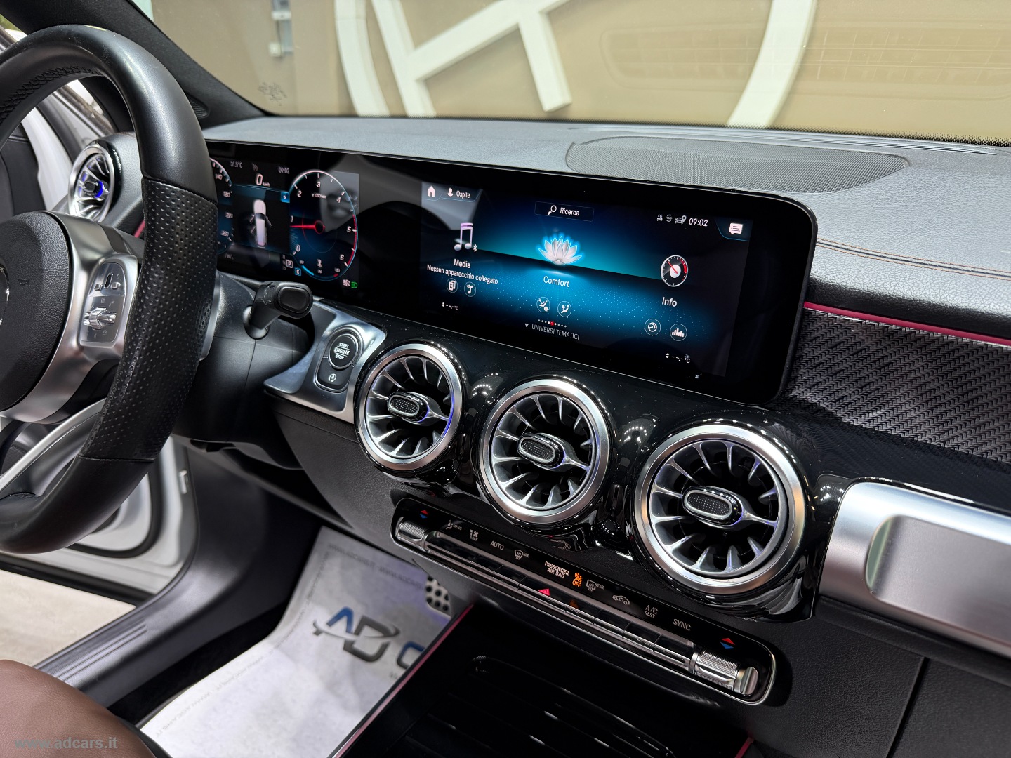 GLB 220 d Automatic 4Matic AMG LINE - immagine 40