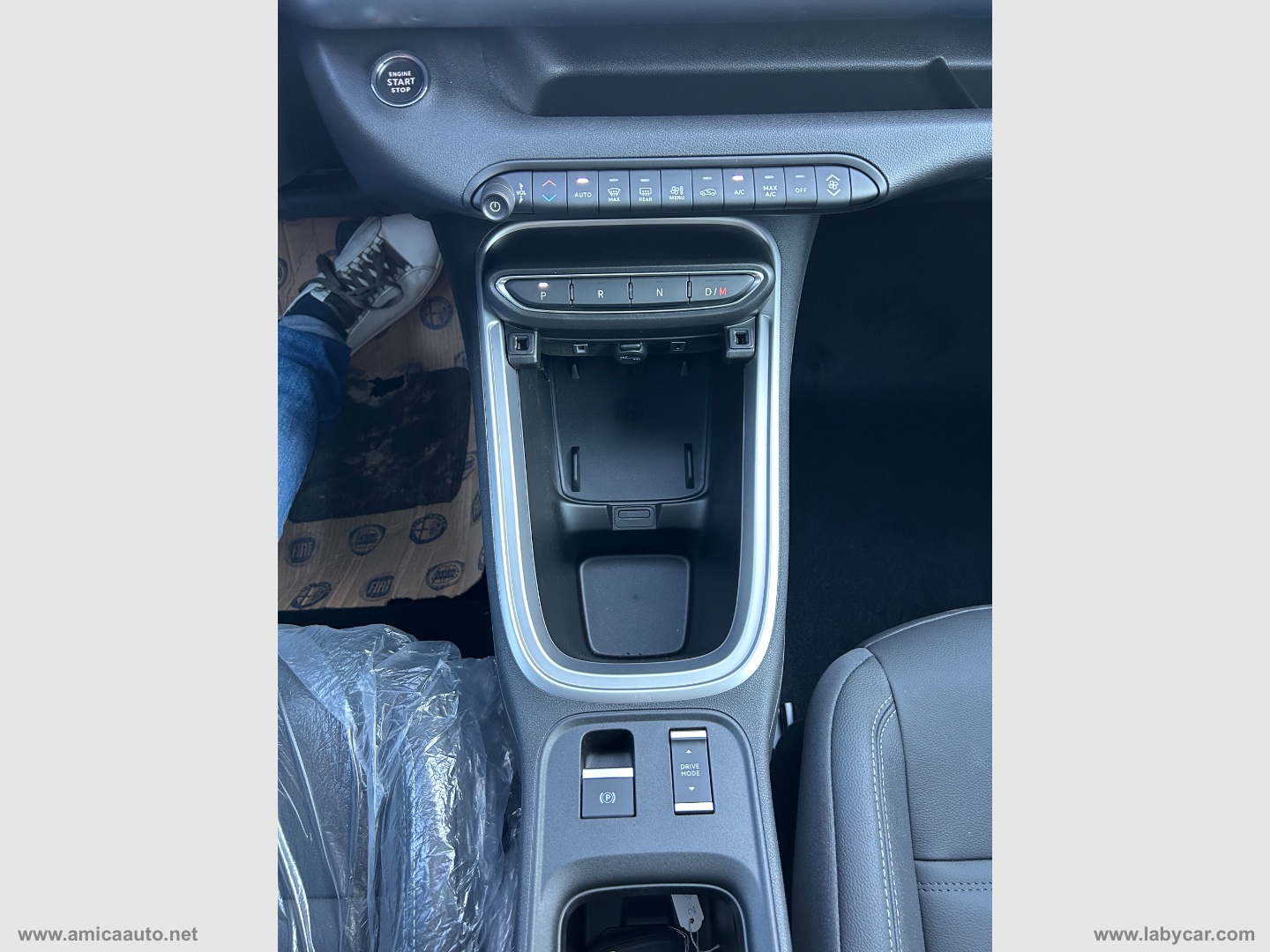 Avenger 1.2 Turbo 110CV e-Hybr. Summit VERNICE BICOLORE GRIGIO STONE/TETTO NERO - immagine 40