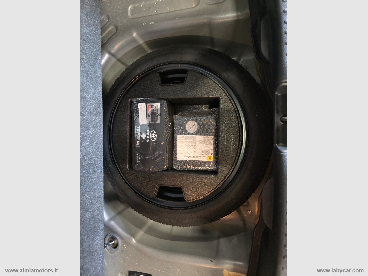 Yaris 1.5 Hybrid 5p. Lounge - immagine 40