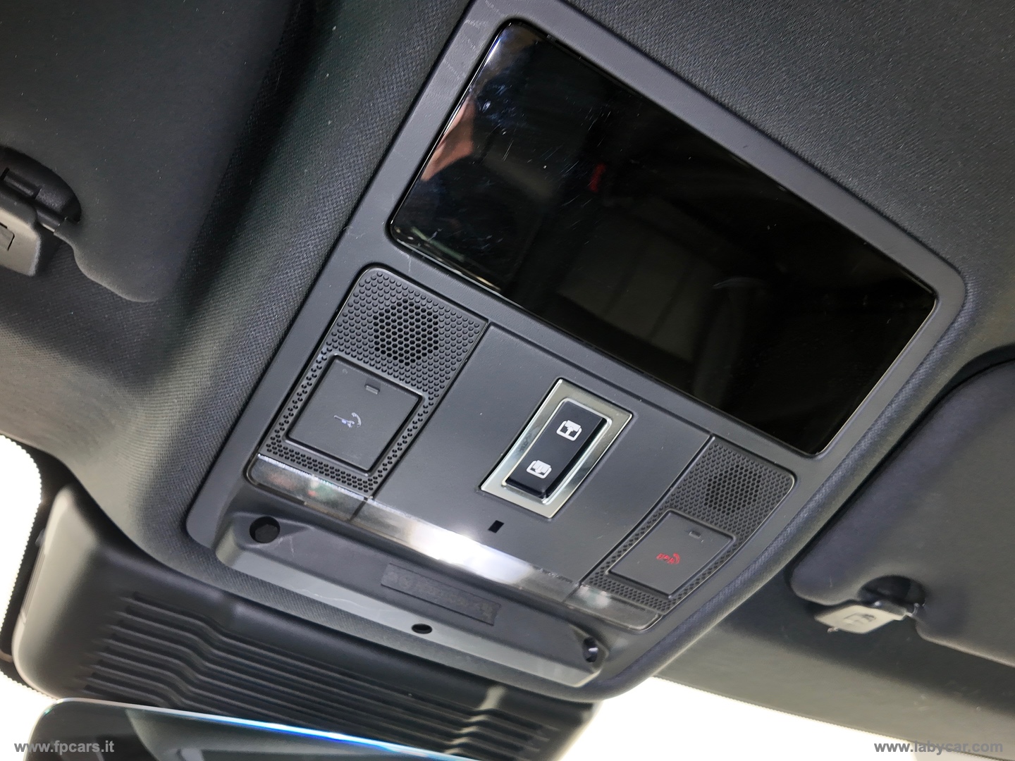 RR Evoque 2.0D I4 204 CV AWD Aut R-D.HSE - immagine 40