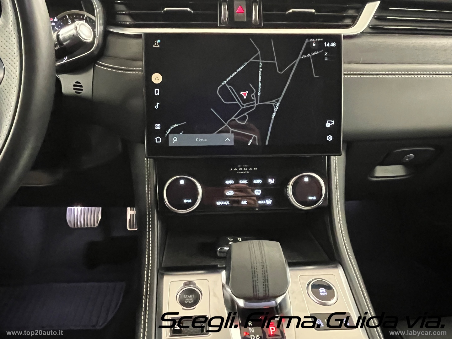 F-Pace 2.0 250 CV AWD aut. R-Dyn. Black EDITION - immagine 40