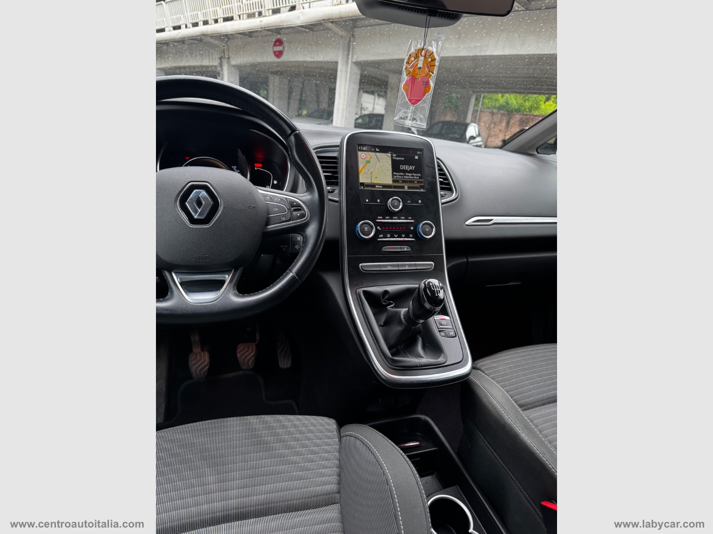 Grand Scénic dCi 8V 110 CV Energy Bose - immagine 40