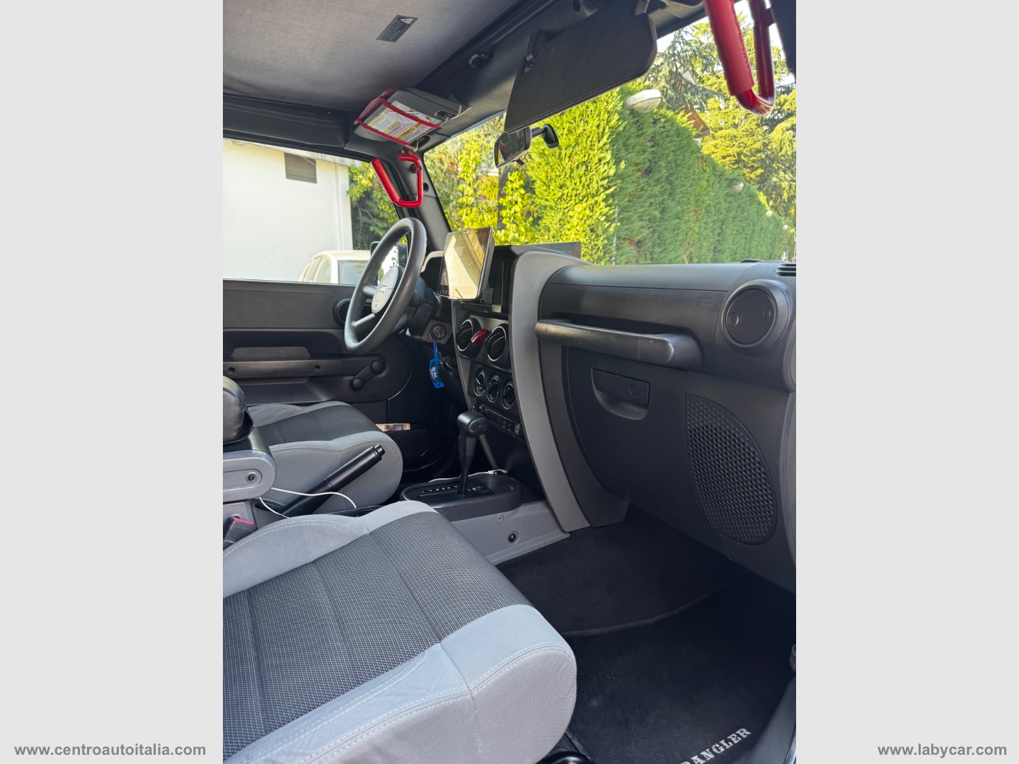 Wrangler 2.8 CRD Sport Auto - immagine 40