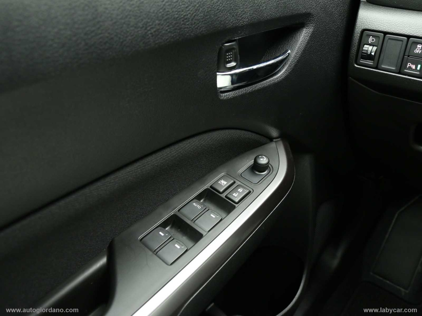 Vitara 1.4 Hybrid 4WD AllGrip Cool+ - immagine 41