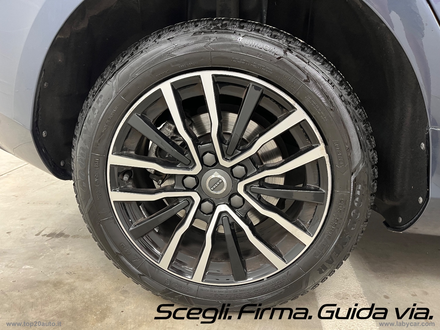 V40 D2 Geartronic Momentum|FARI LED|8 GOMME|PELLE - immagine 41
