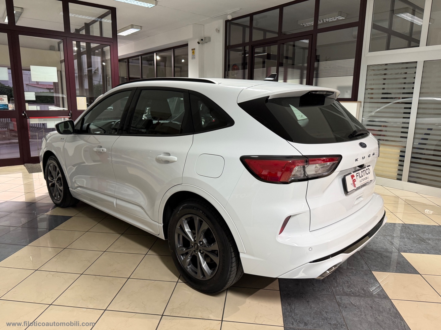 Kuga 1.5 EcoBlue 120 CV aut. AUTOCARRO ST-Line 2WD DIESEL AUTOCARRO N1 DETRAIBILE - immagine 42