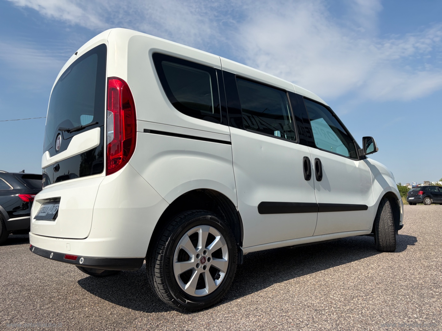 Doblò 1.6 MJT 95 CV Lounge - immagine 42
