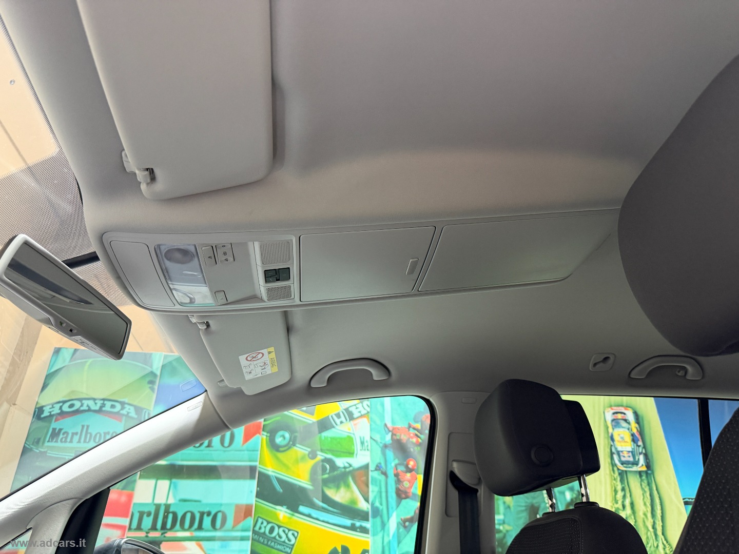 Touran 2.0 TDI 150 CV DSG Business BMT - immagine 42