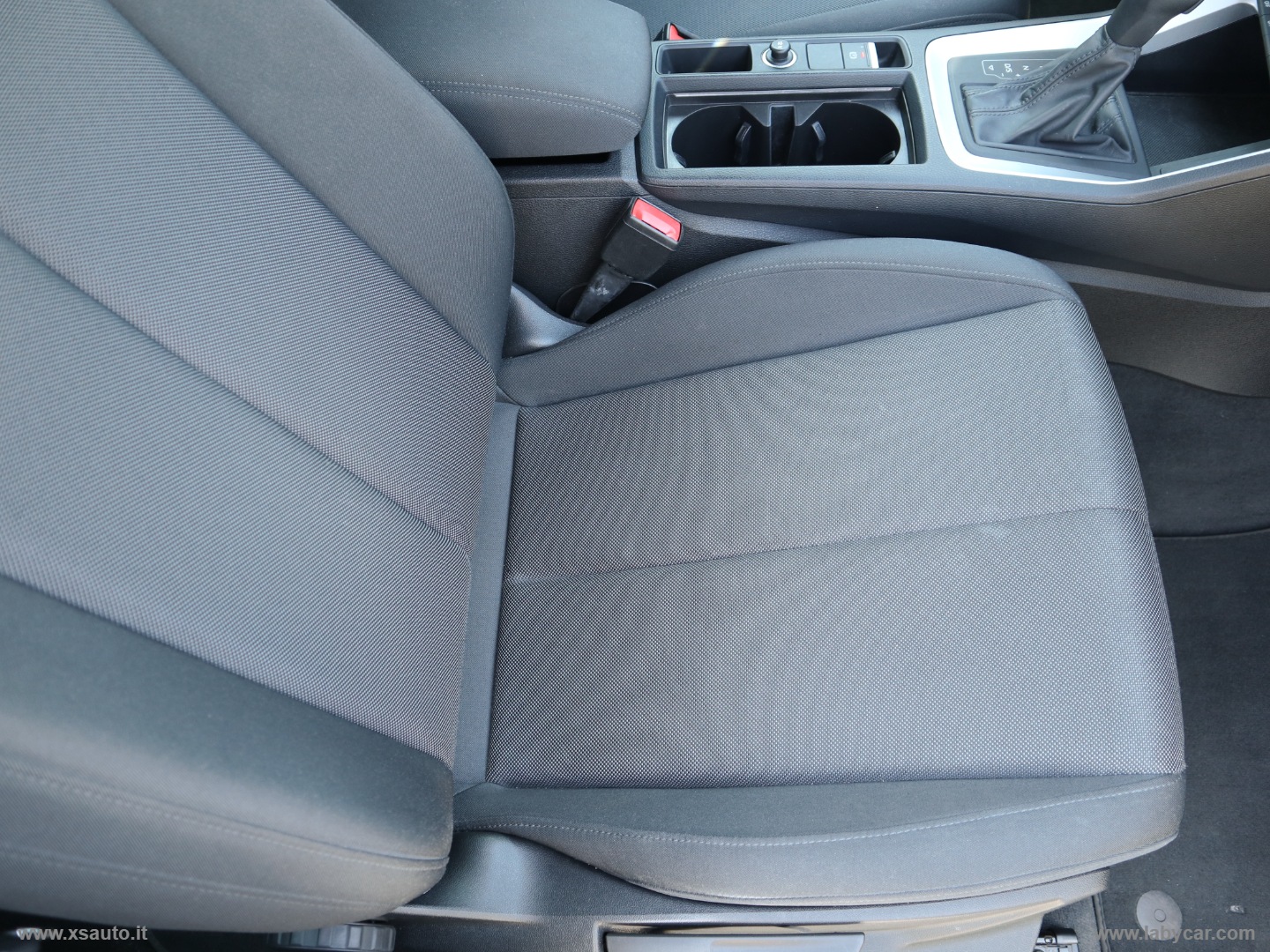 Q3 35 TFSI S tronic Business Advanced - immagine 42