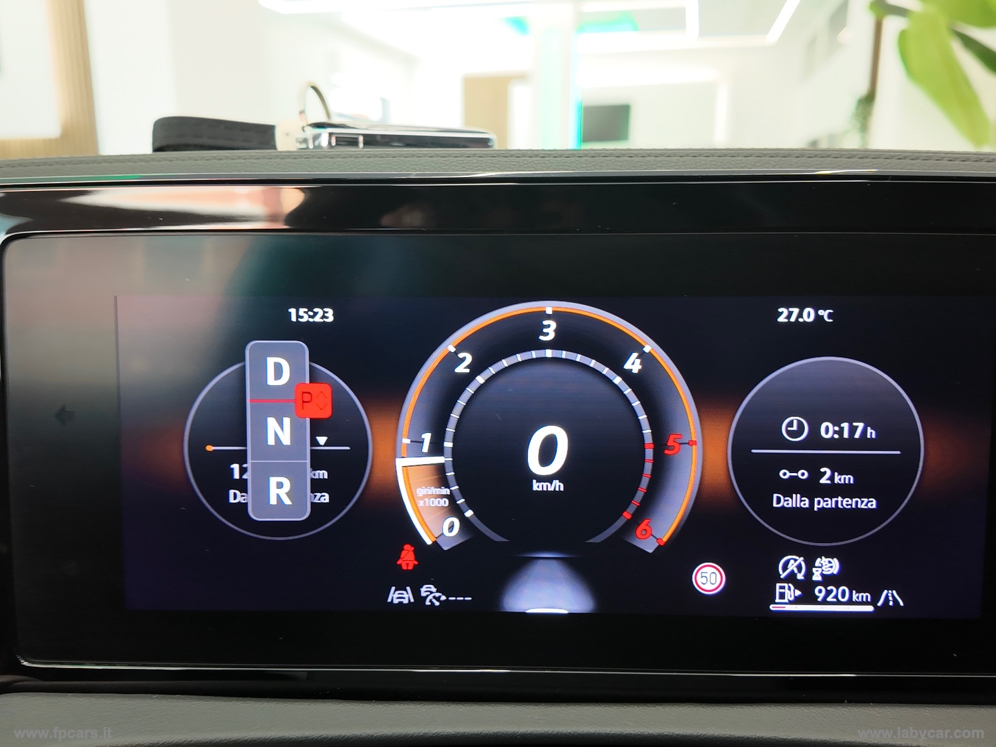 Tiguan 2.0 TDI 150 CV DSG Elegance - immagine 42