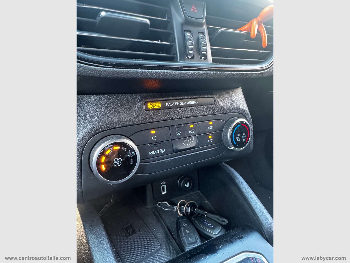 Focus 1.5 EcoBlue 120CV 5p. ST Line - immagine 42