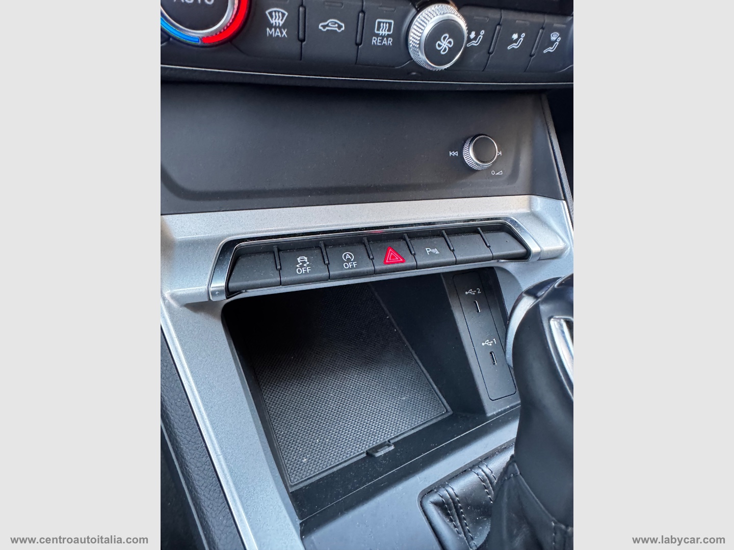 Q3 35 TDI S tronic Business Advanced - immagine 42