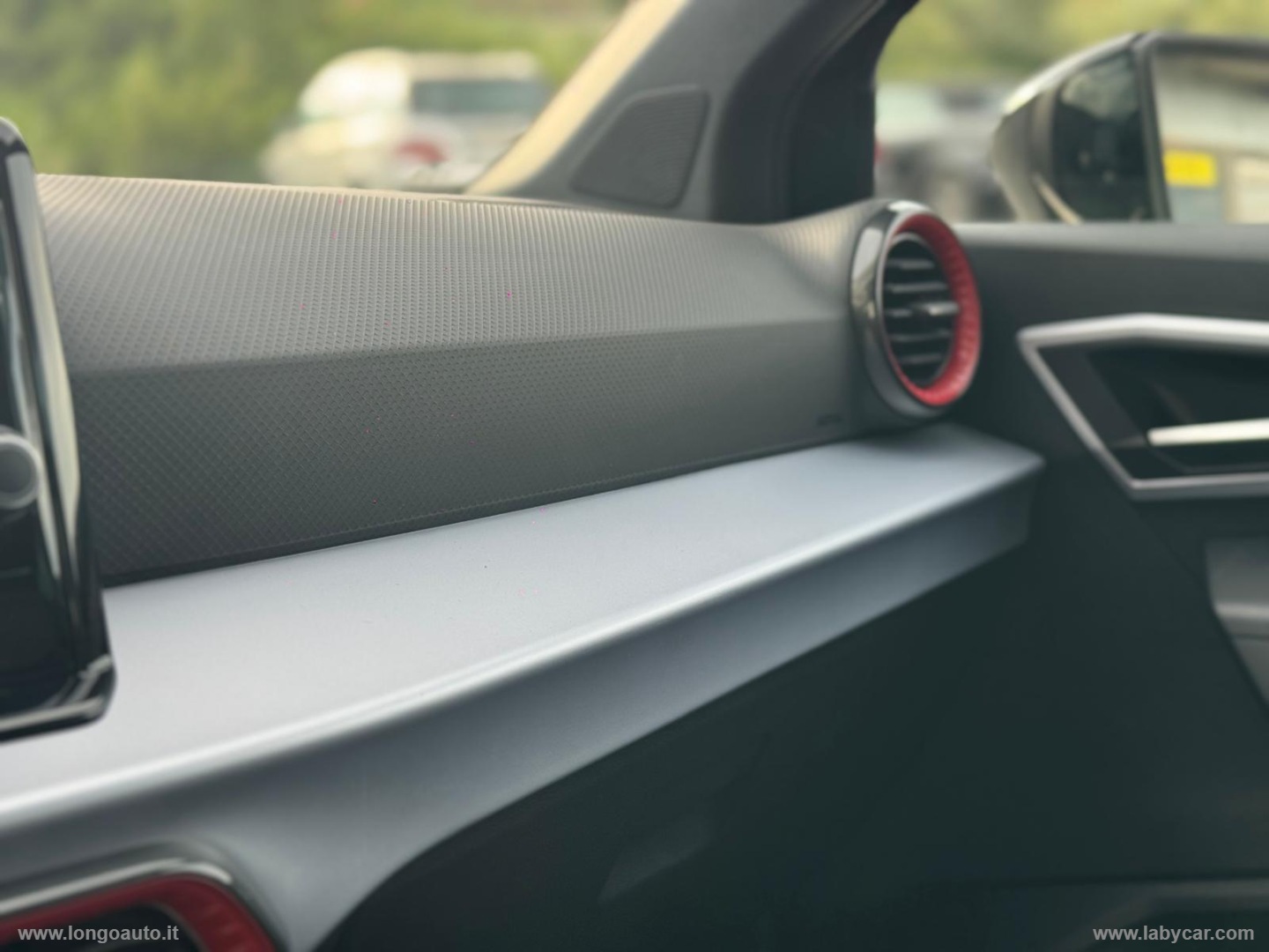 Arona 1.0 EcoTSI 115CV DSG FR ADATTA A NEOPATENTATI - immagine 42