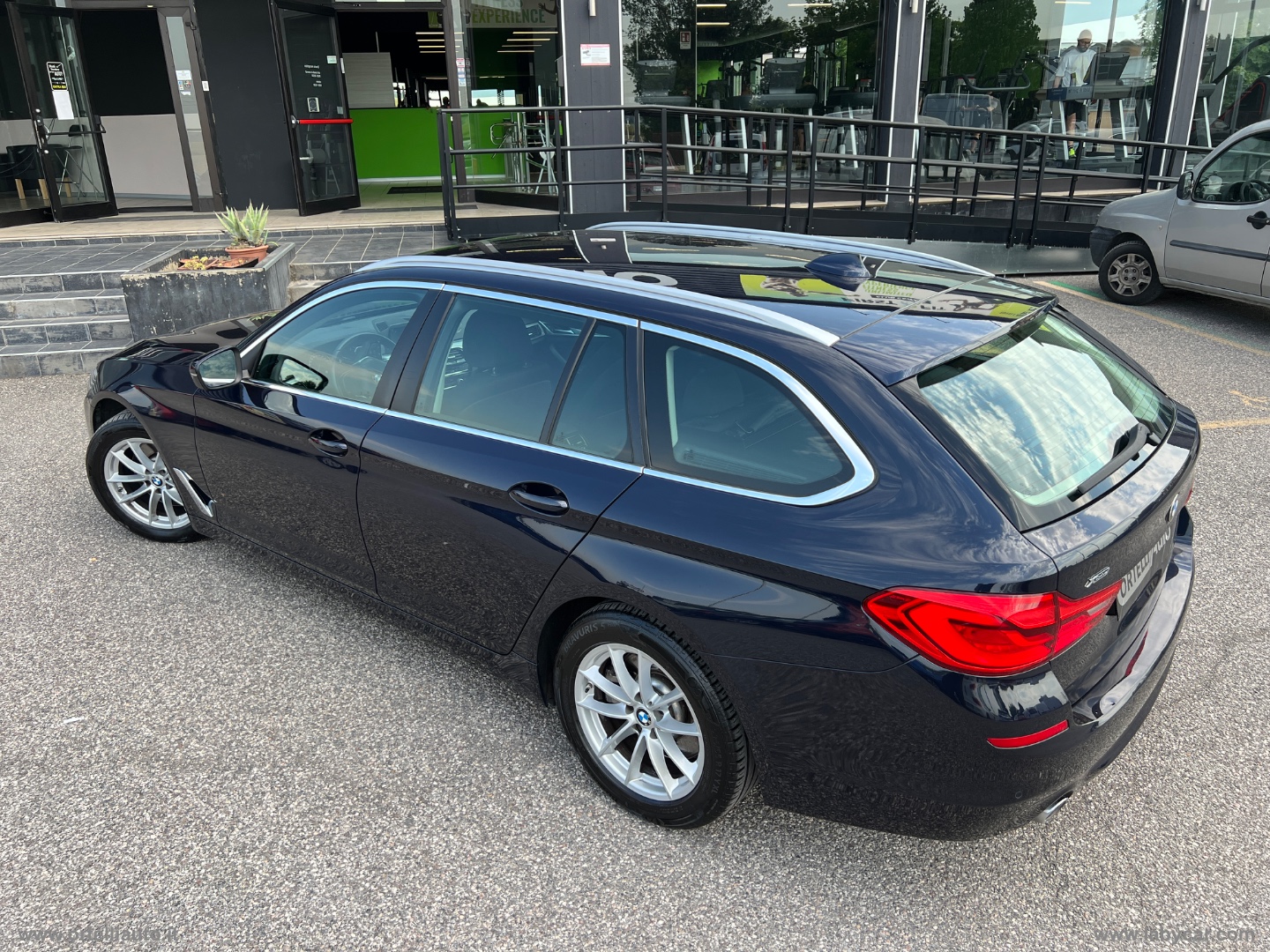 530d xDrive Touring Business - immagine 43
