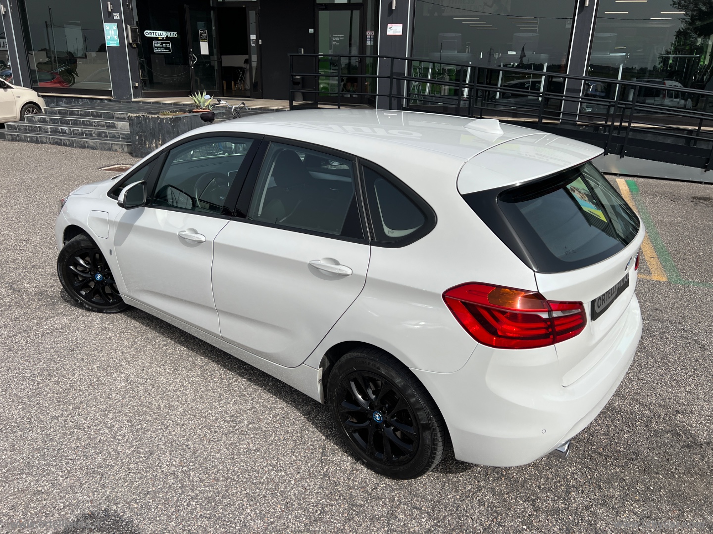 225xe Active Tourer iPerf.Advantage aut. - immagine 43