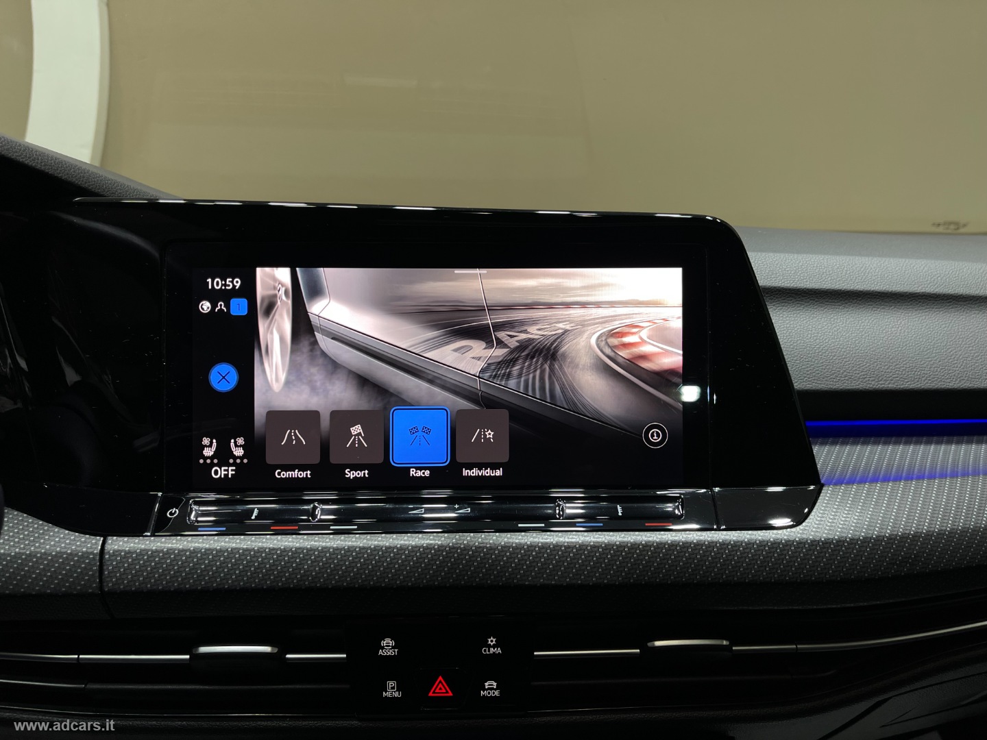 Golf R 2.0 TSI DSG 4Motion *AKRAPOVIC*TETTO*PELLE*ESTORIL*IQ LIGHT - immagine 43