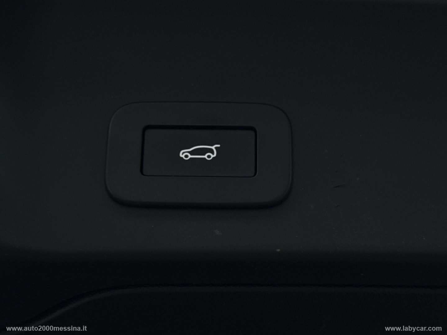 RR Evoque 2.0D I4 163 CV AWD Auto SE - immagine 43