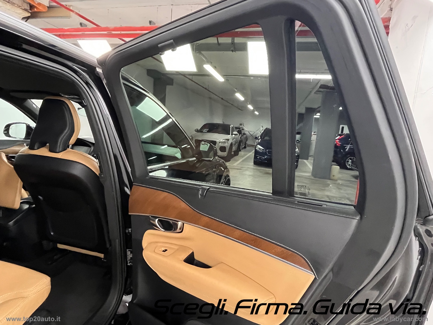 XC90 D5 AWD Geartronic Inscription|TOTAL BLACK|PELLE TOTALE - immagine 43