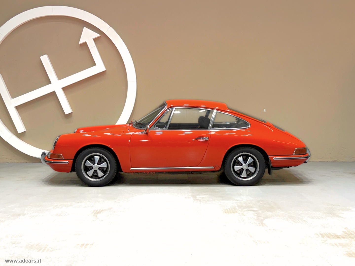 911 T 2.0 SWB 1968 *FULL SERVICE PORSCHE* - immagine 44
