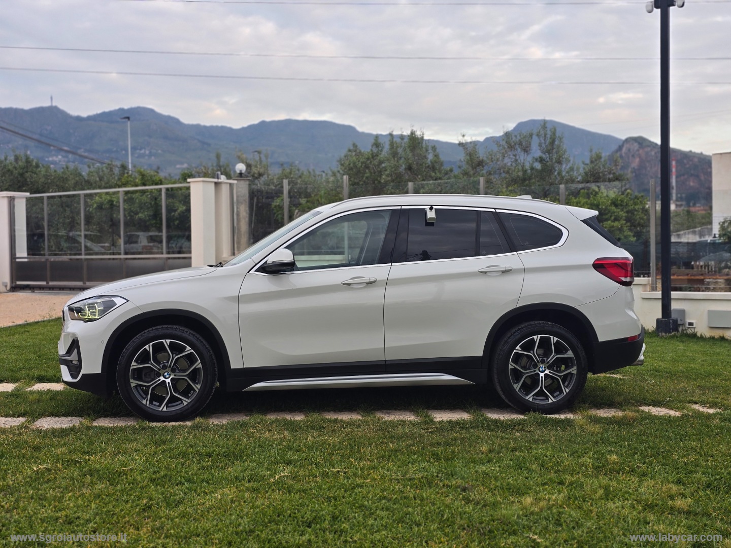 X1 xDrive18d xLine Plus - immagine 44