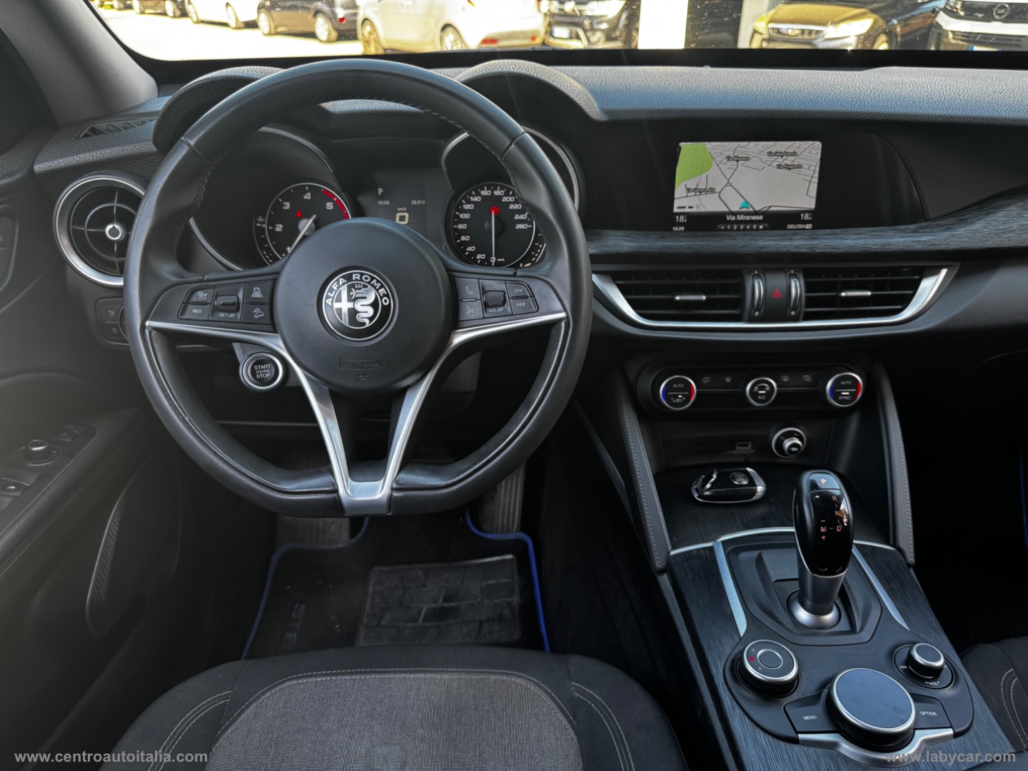 Stelvio 2.2 T.diesel 190 CV AT8 Q4 Exec. - immagine 44
