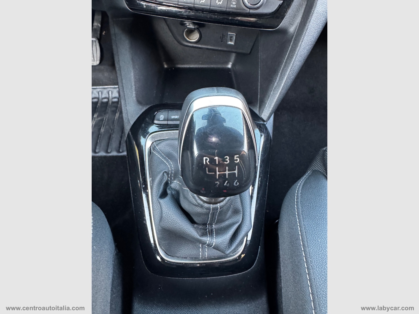 Corsa 1.2 100 CV GS LINE - immagine 44