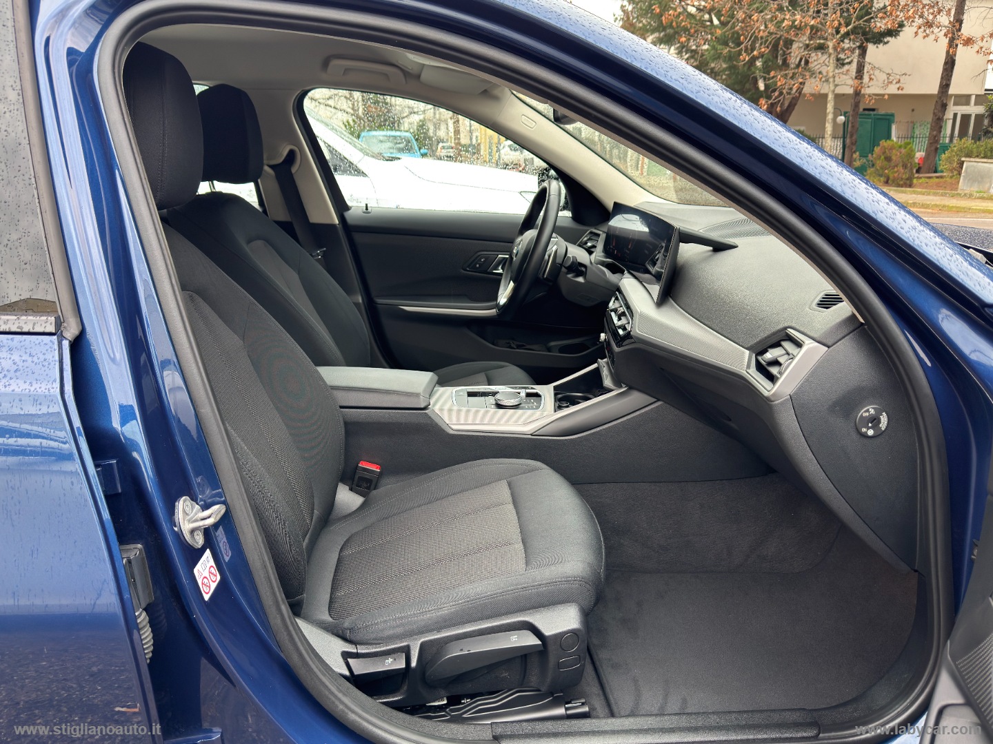320d 48V Touring - immagine 45