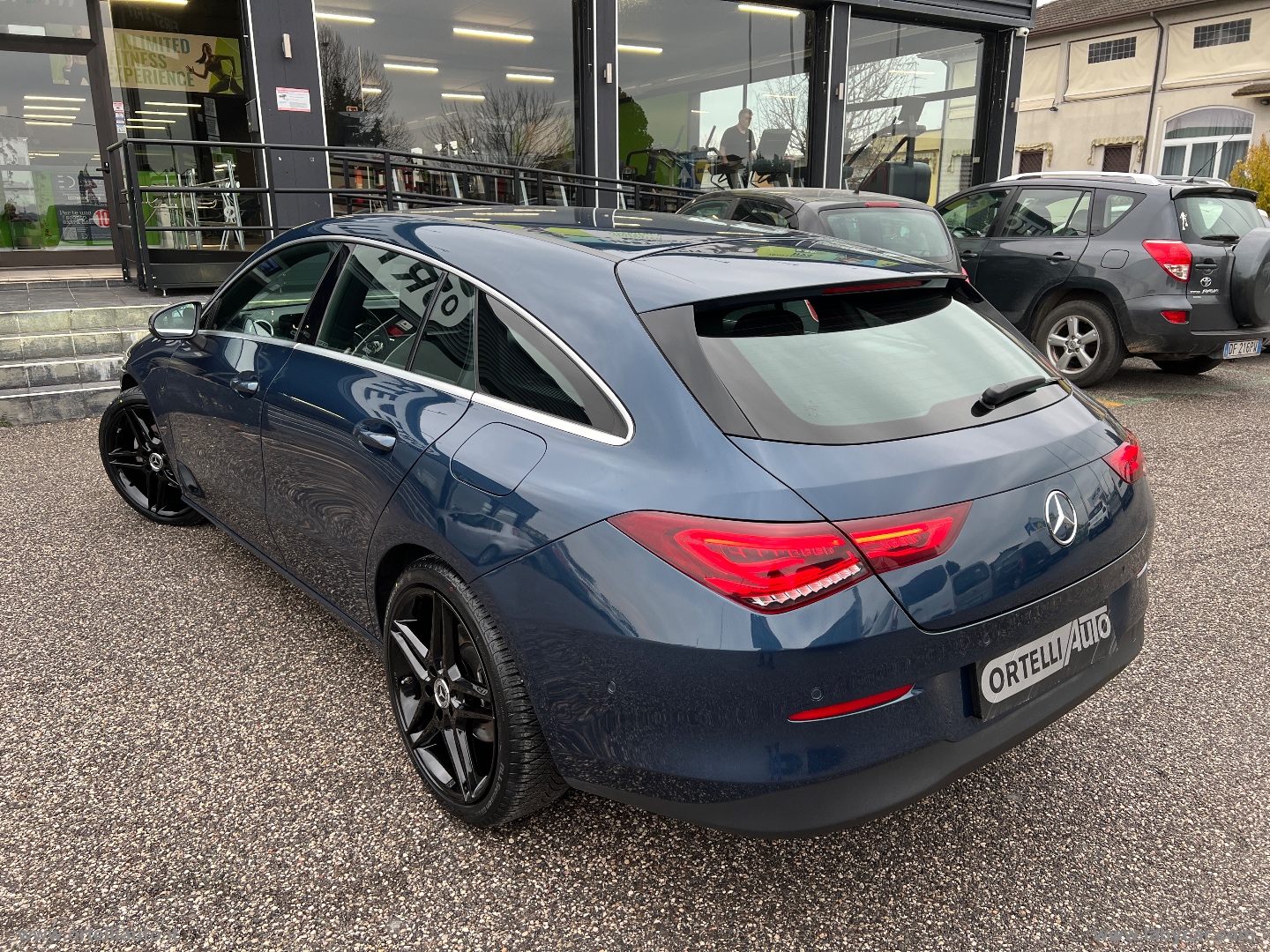 CLA 200 d Aut. Shooting Brake Business IVA DEDUCIBILE - immagine 45
