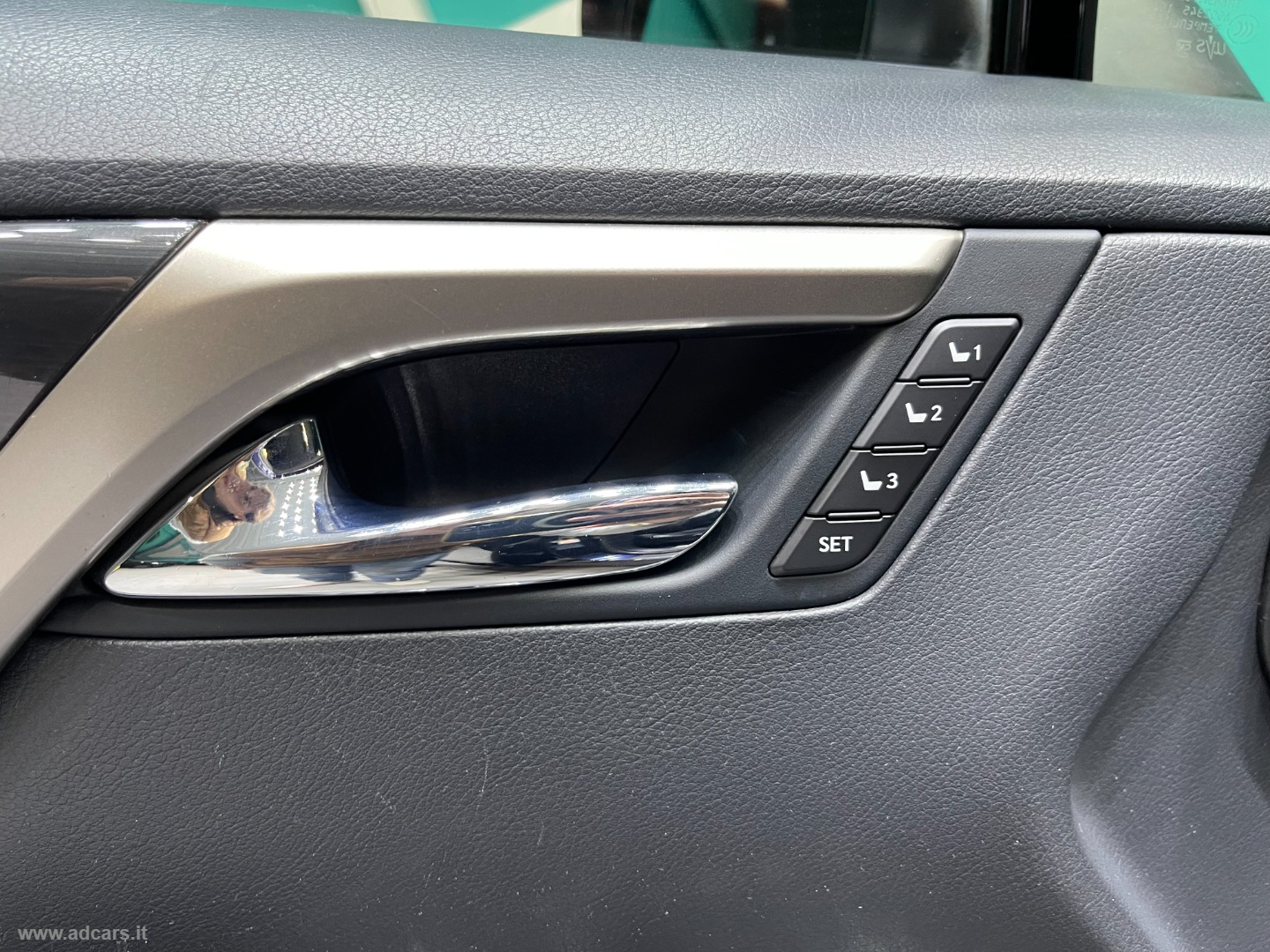 RX Hybrid Executive *SEDILI ELETTRICI RISC.+RAFFR.* - immagine 45