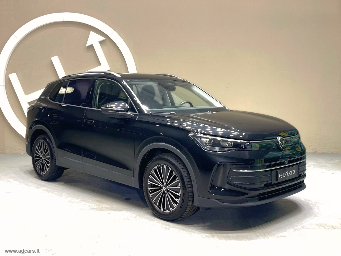 Tiguan 1.5 eTSI 150 CV DSG Life *TELECAMERA 360*PACK LUCI* - immagine 45