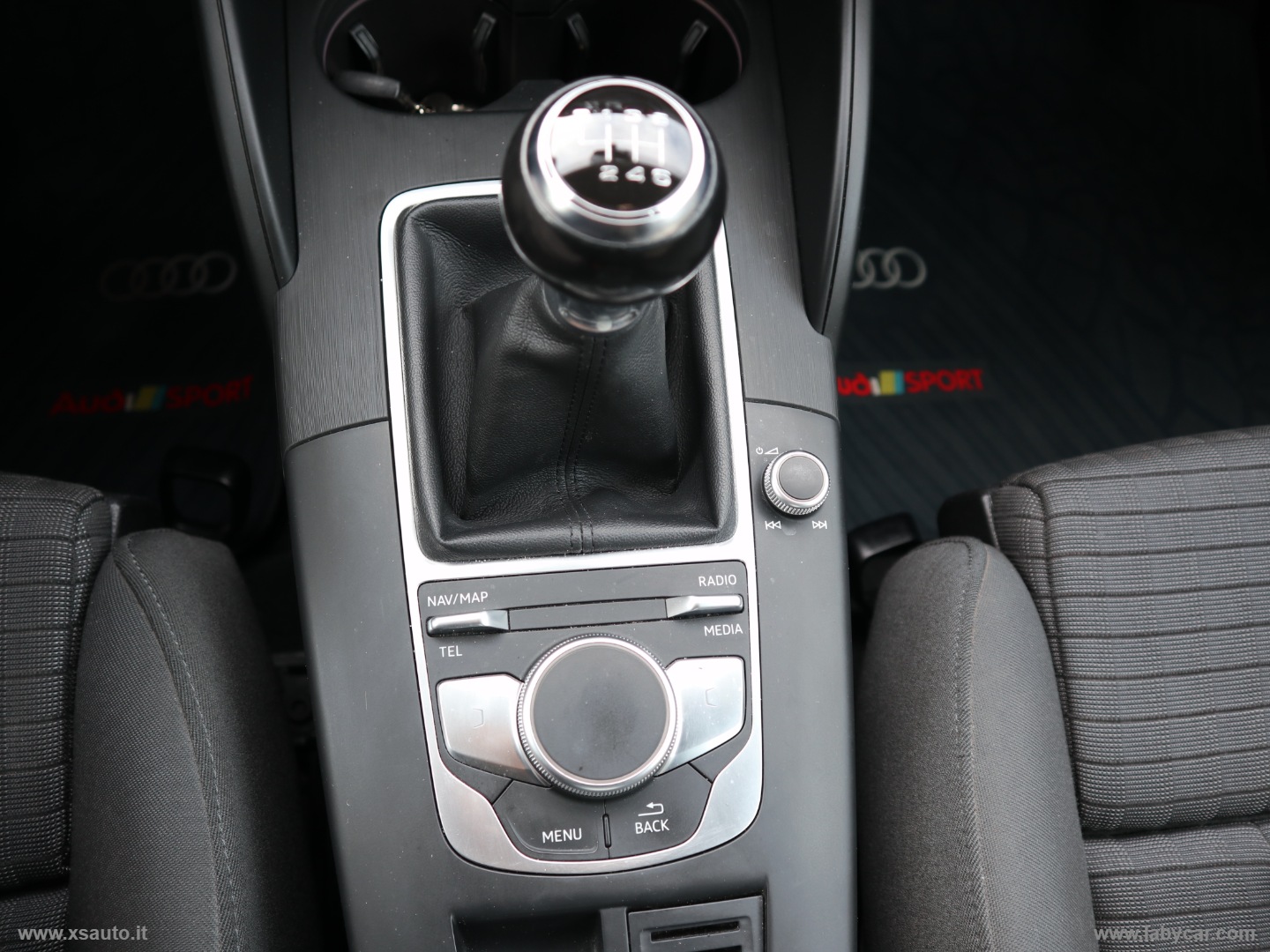 A3 1.6 TDI Sport - immagine 45