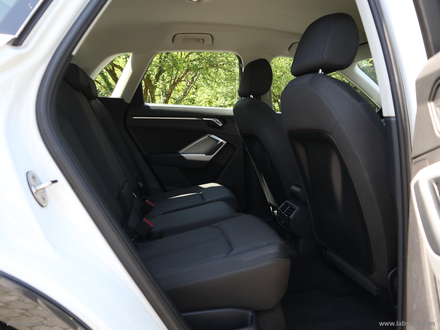 Q3 35 TFSI S tronic Business Advanced - immagine 45