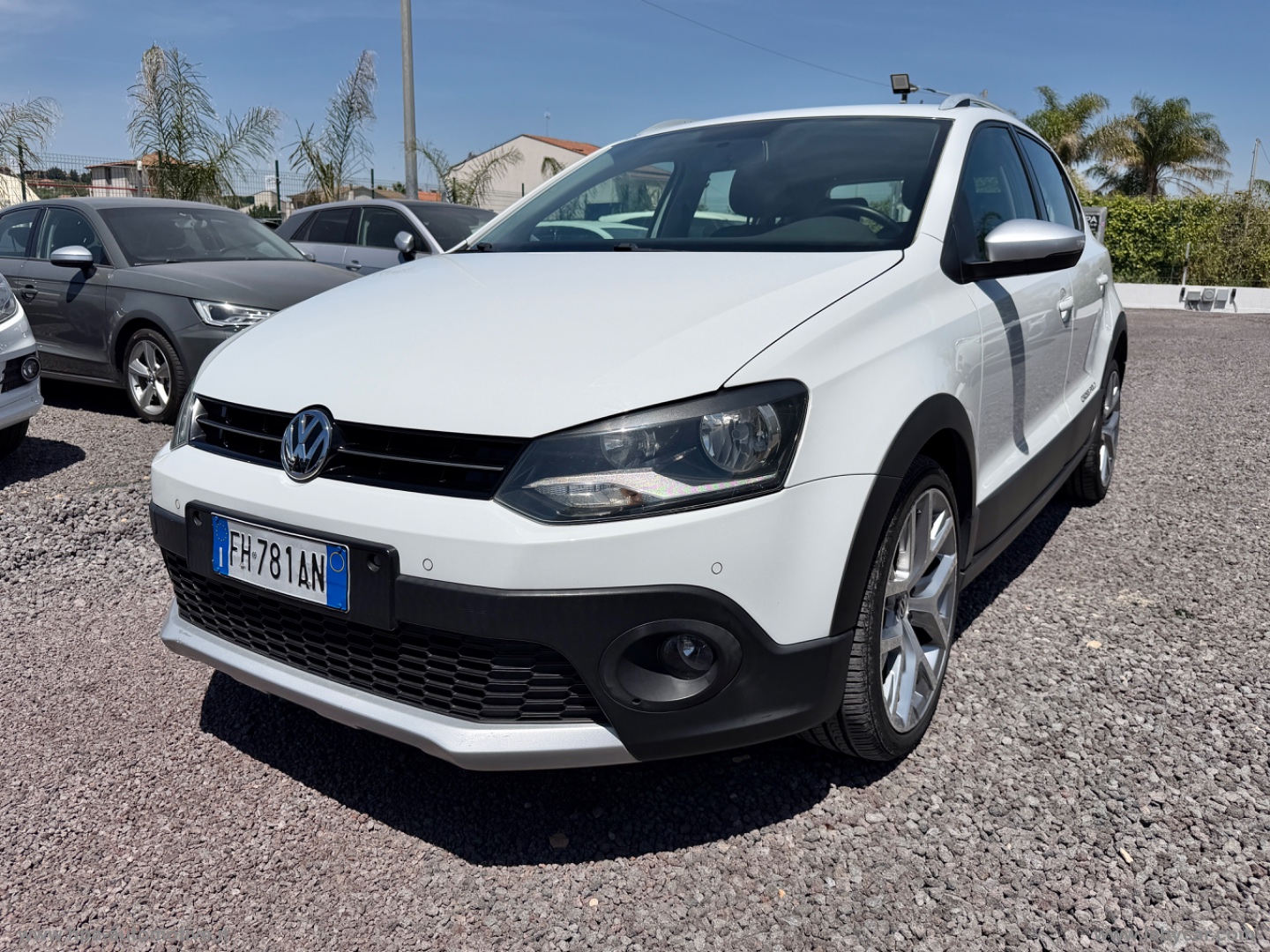 Polo Cross 1.4 TDI DSG BlueMotion Tech. - immagine 45