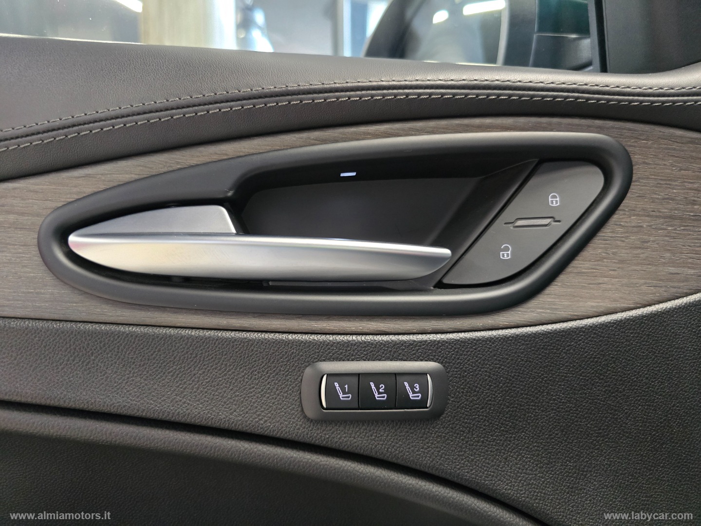 Stelvio 2.2 T.diesel 210 CV AT8 Q4 Ti - immagine 45