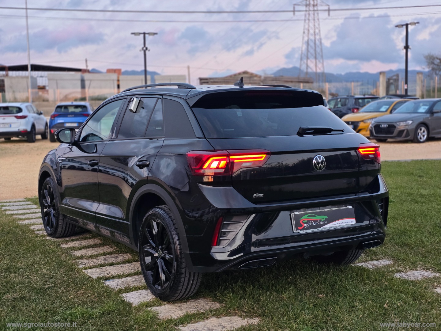 T-Roc 2.0 TDI SCR R-Line - immagine 45