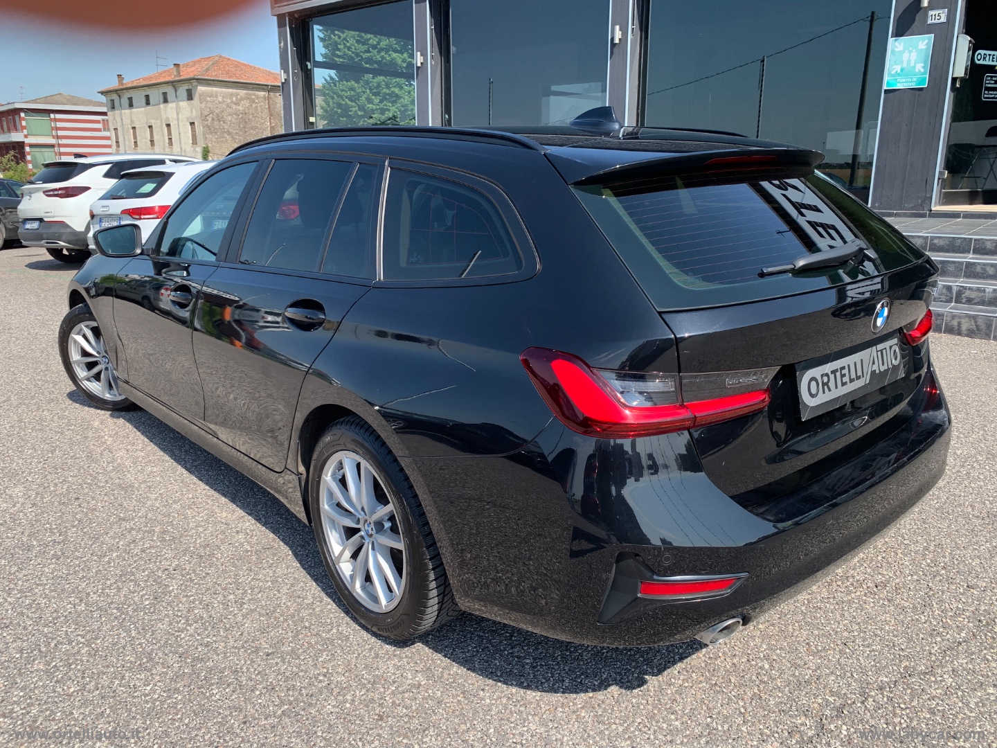 318d 48V Touring Business Advantage - immagine 46