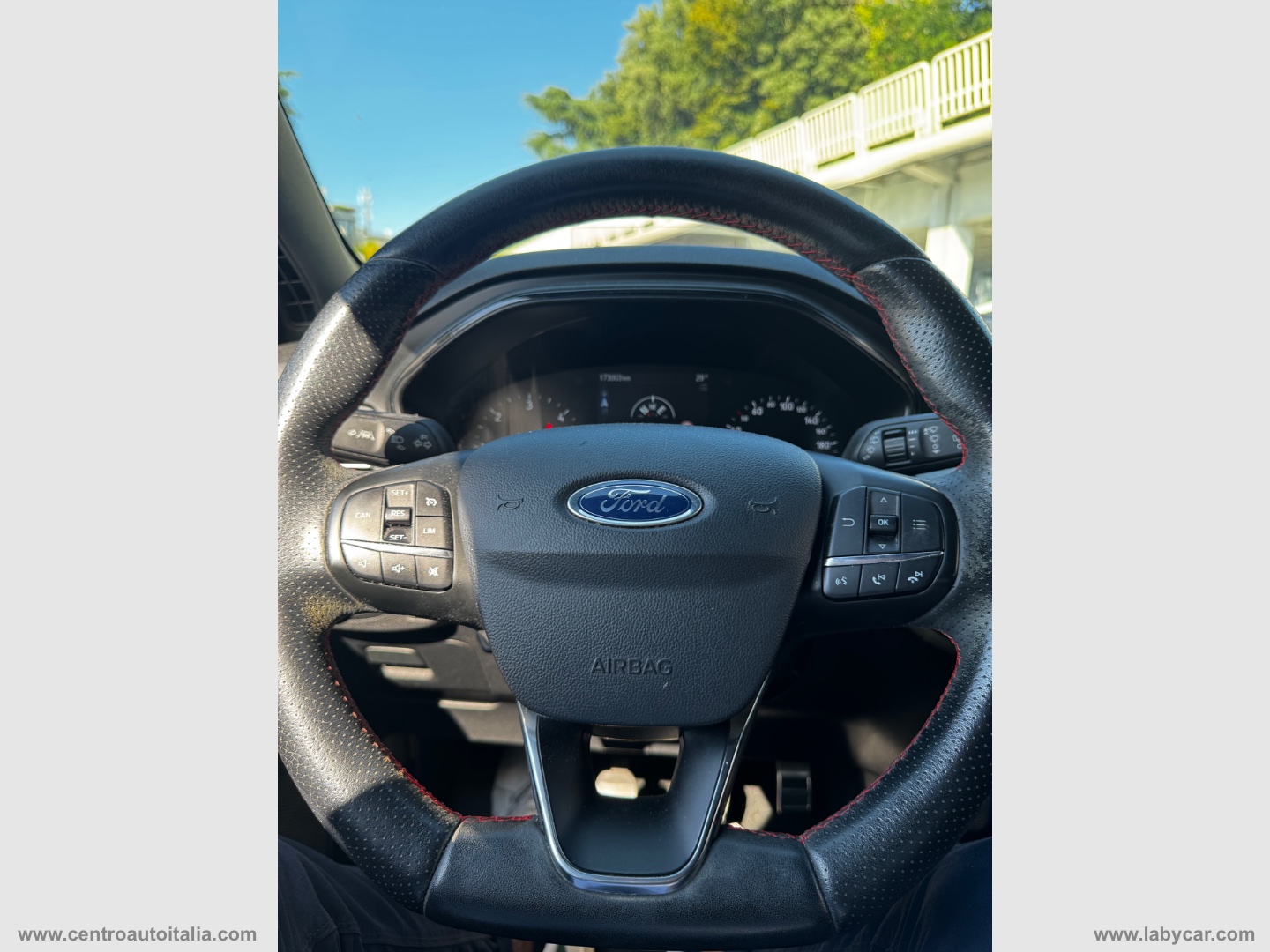 Focus 1.5 EcoBlue 120CV 5p. ST Line - immagine 46