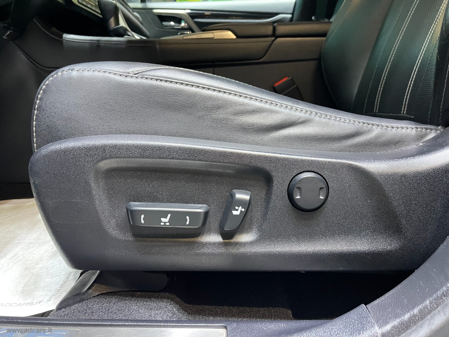 RX Hybrid Executive *SEDILI ELETTRICI RISC.+RAFFR.* - immagine 47