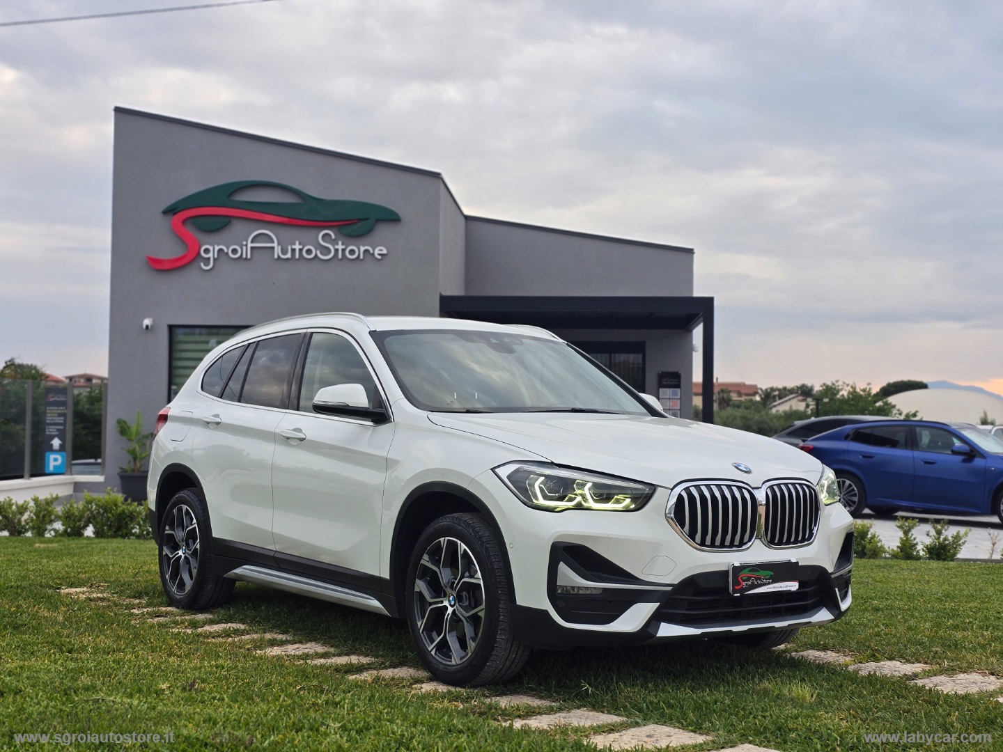 X1 xDrive18d xLine Plus - immagine 47
