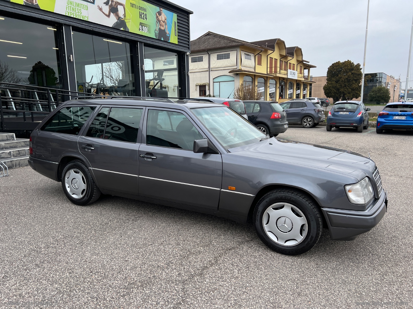 E 200 S.W. Elegance DA COLLEZIONE - immagine 48