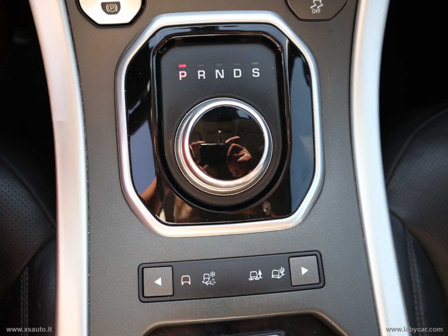 RR Evoque 2.0 TD4 180CV 5p. SE Dynamic - immagine 48