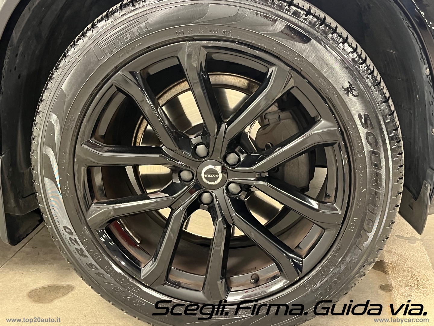 XC90 D5 AWD Geartronic Inscription|TOTAL BLACK|PELLE TOTALE - immagine 48