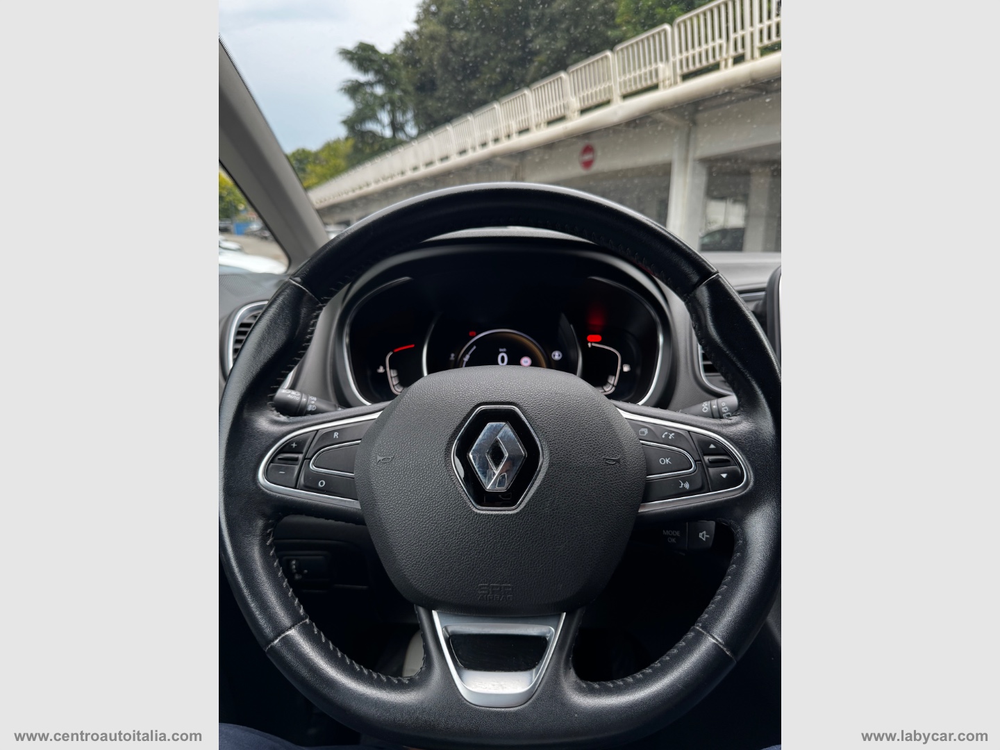 Grand Scénic dCi 8V 110 CV Energy Bose - immagine 48