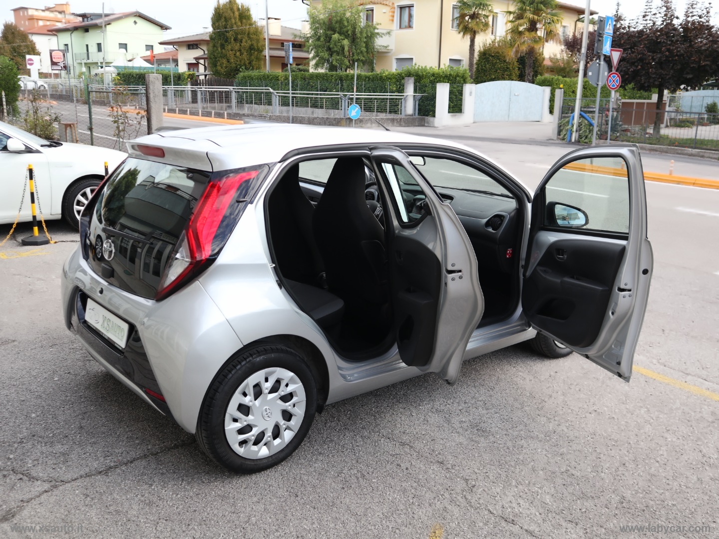 Aygo Con. 1.0 VVT-i 72CV 5p.x-music MMT - immagine 49