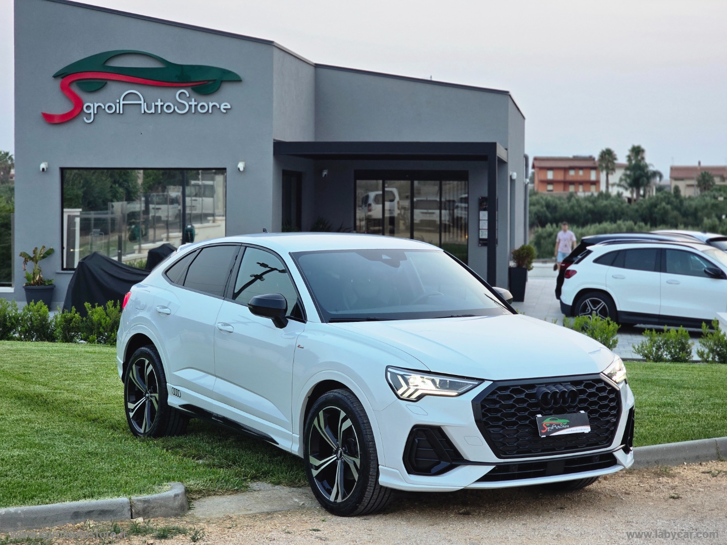 Q3 SPB 35 TDI S tronic S line edition - immagine 50