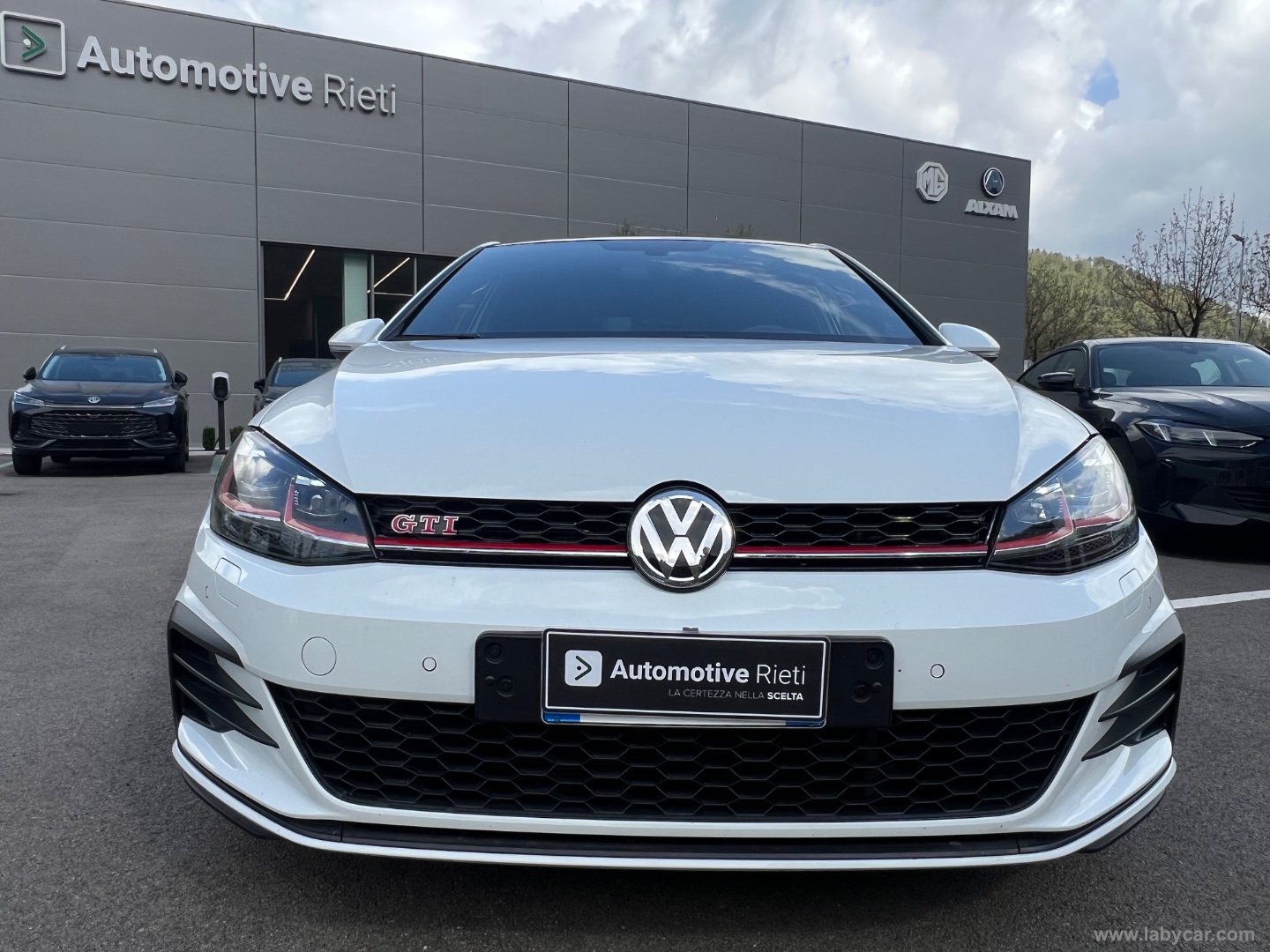 Golf GTI Perf. 2.0 245CV TSI DSG 5p. BMT - immagine 2