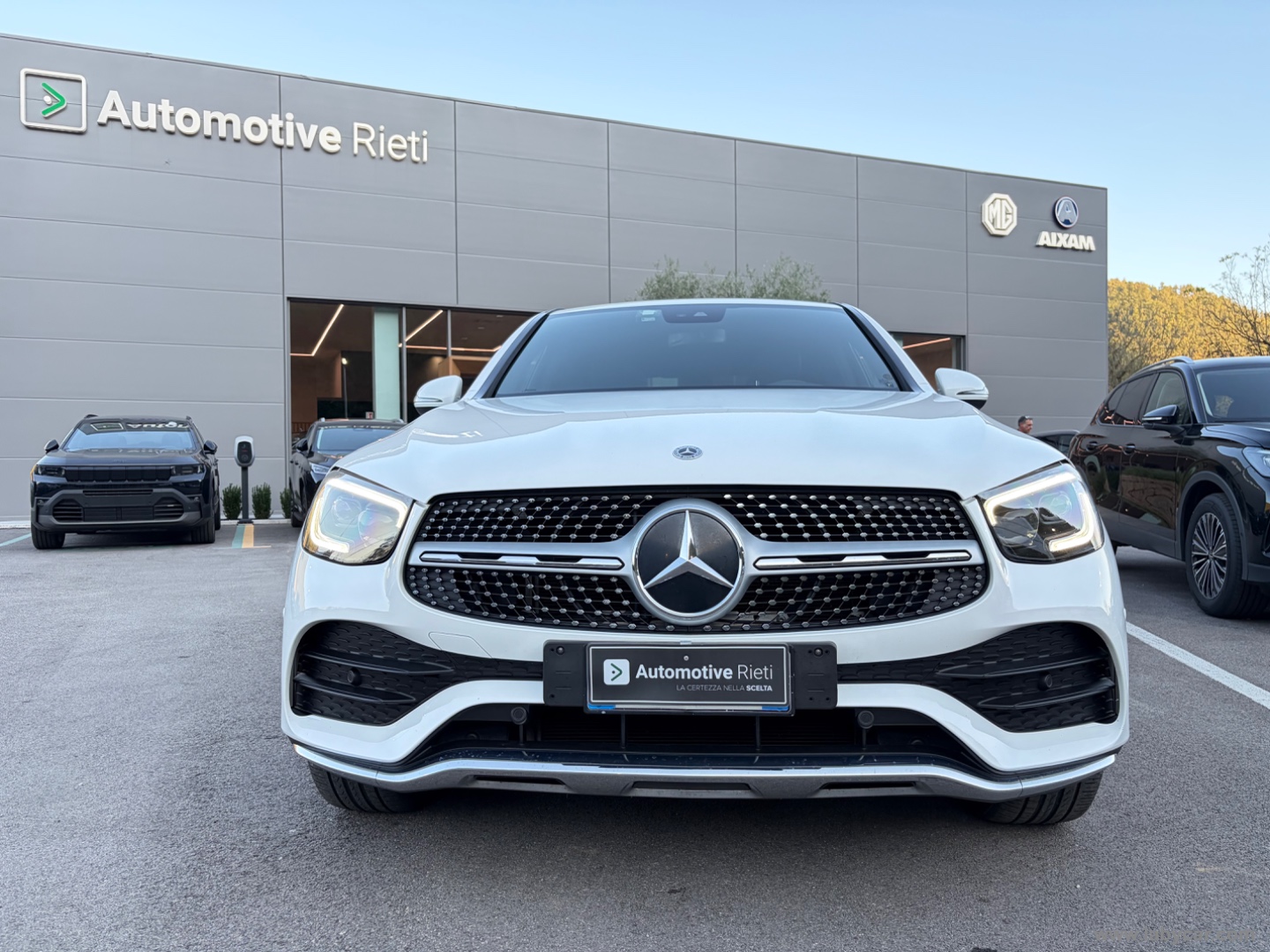 GLC 220 d 4Matic Coupé Premium - immagine 2