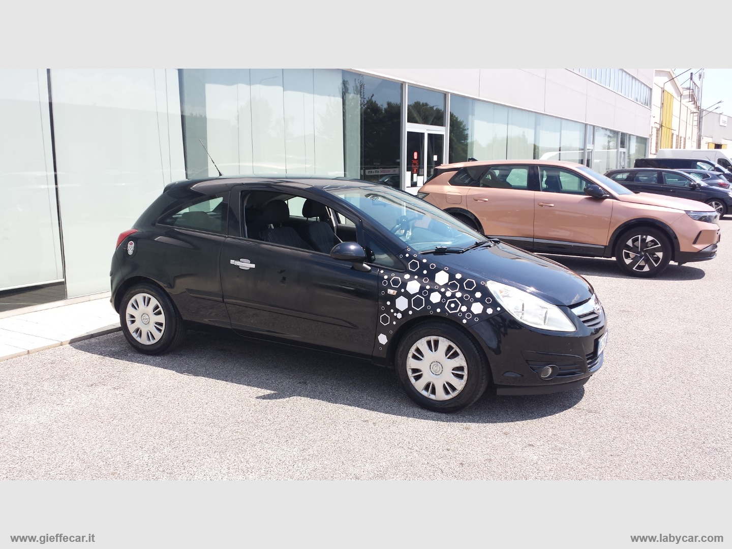 Corsa 1.2 16V 3p. Enjoy - immagine 2