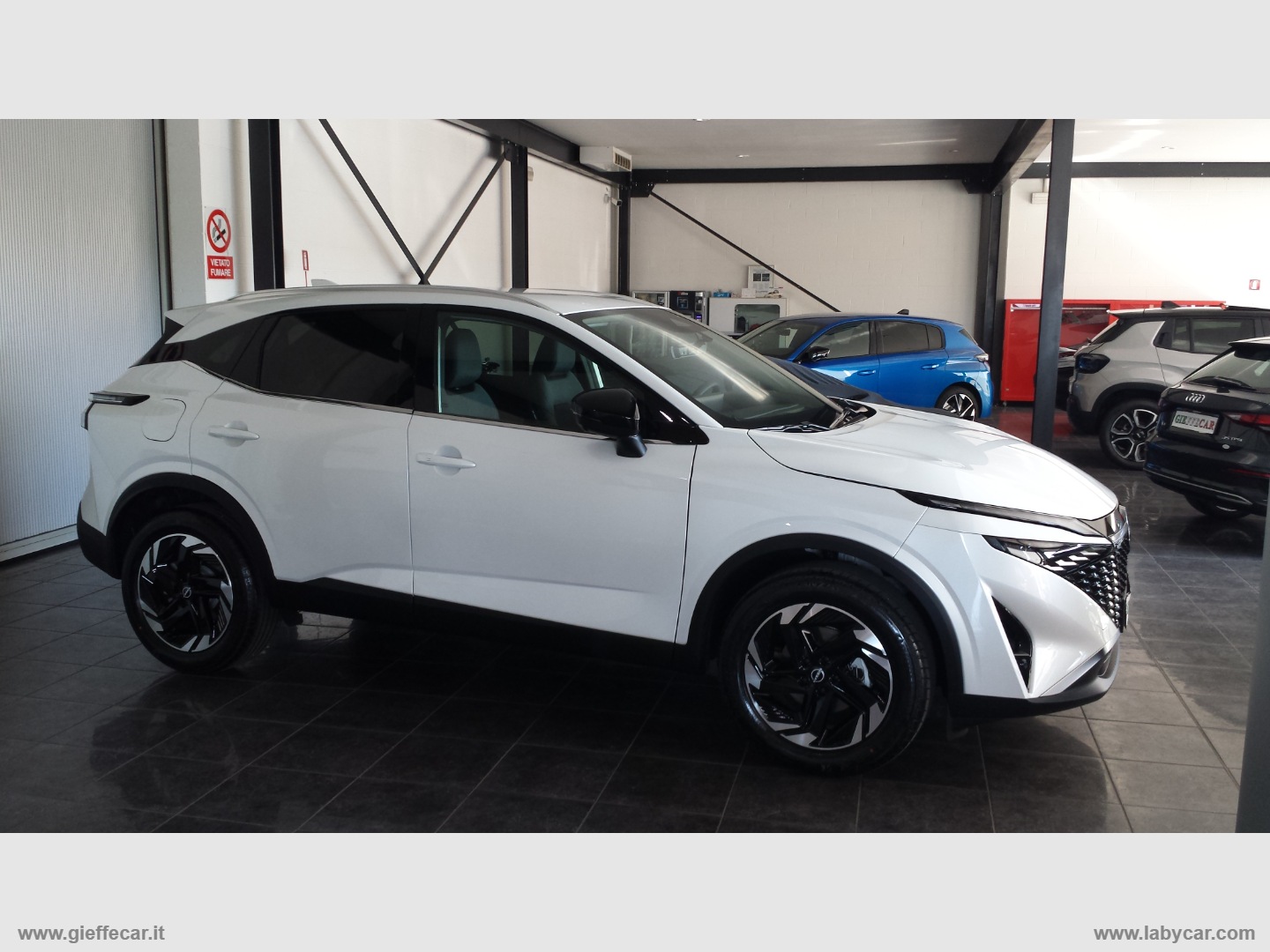 Qashqai MHEV 158 CV AUT. N-Connecta - immagine 2